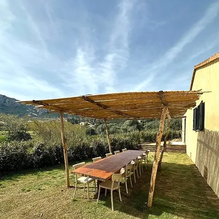 Casa B Villa Calvi
